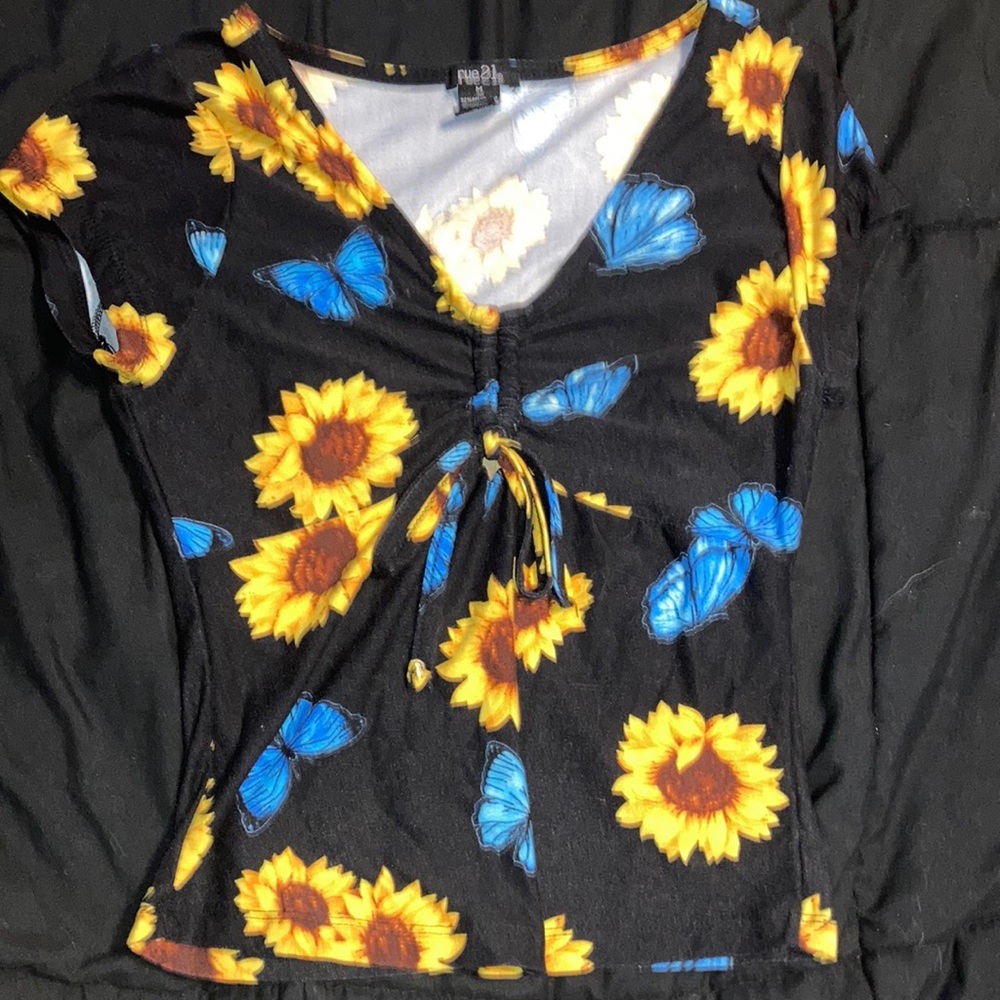 runched shirt